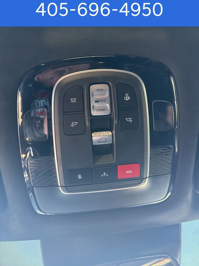 Used 2022 Hyundai Palisade Calligraphy image 32