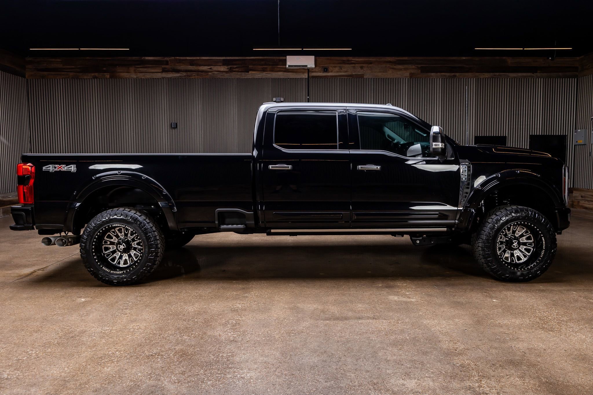 Used 2024 Ford F250 Limited image 10