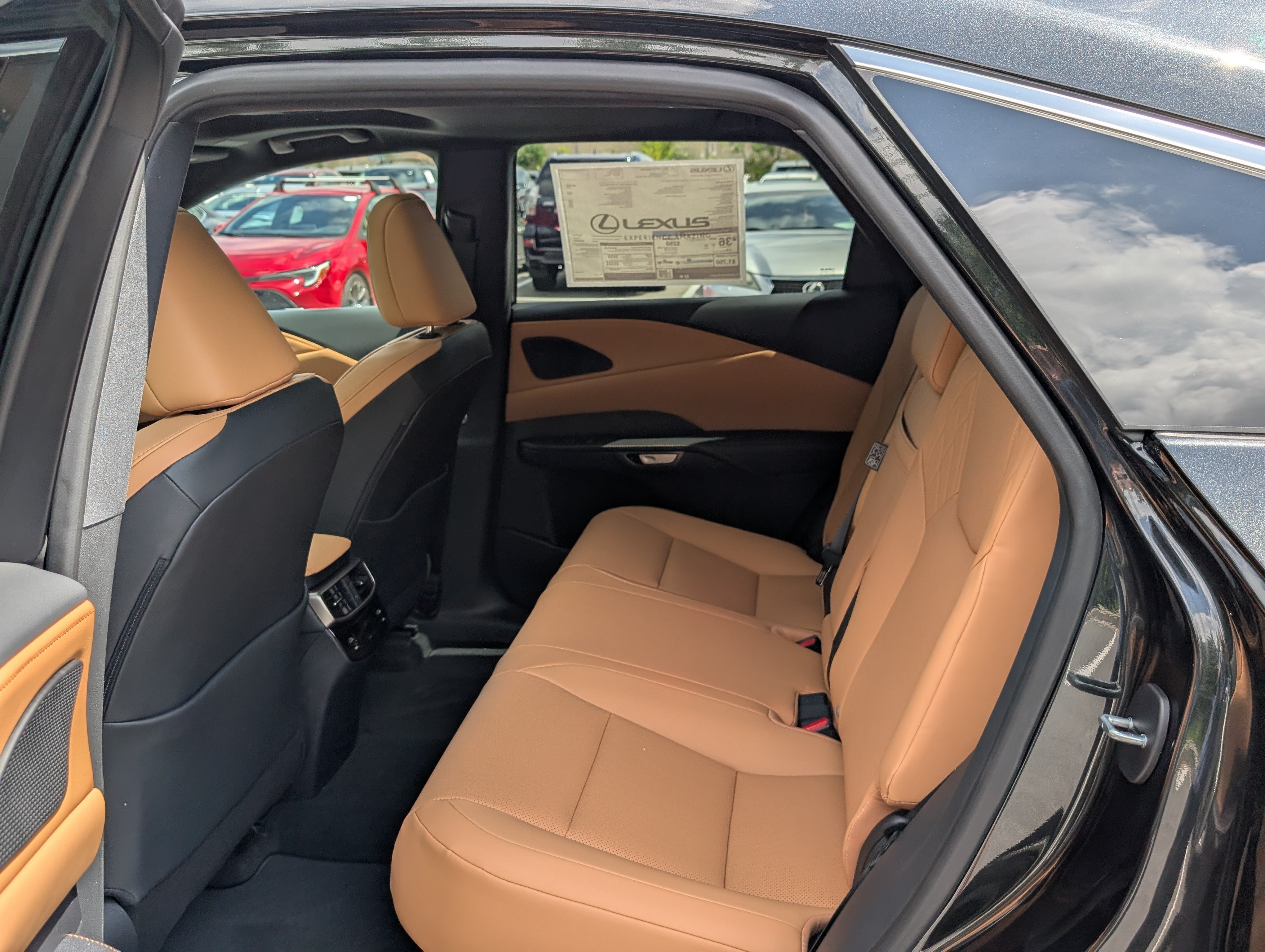 New 2026 Lexus RX 350h w/ Accessory Package (Z1) AWD/4WD image 11