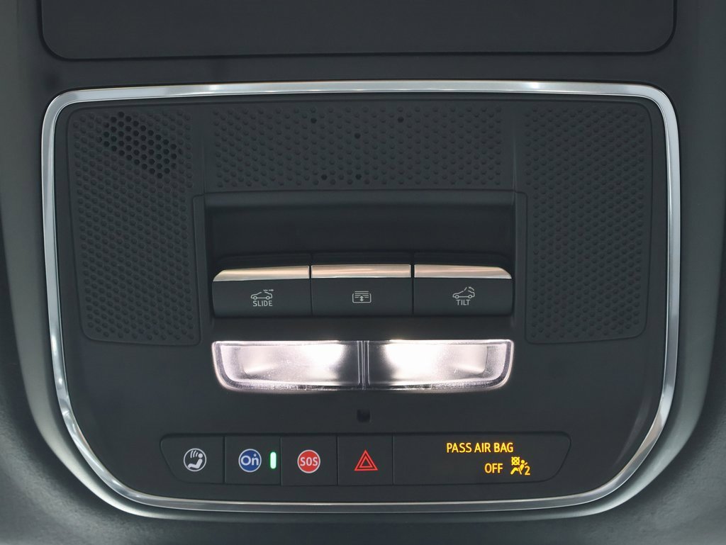 New 2026 GMC Acadia Denali Ultimate w/ LPO, Floor Liner Package image 31