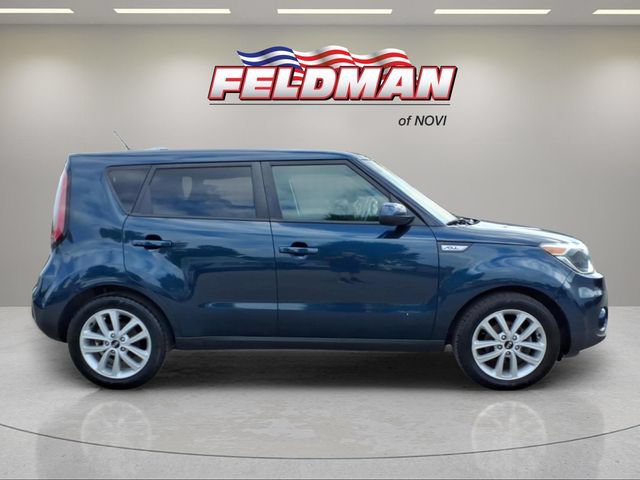 Used 2019 Kia Soul + FWD image 7