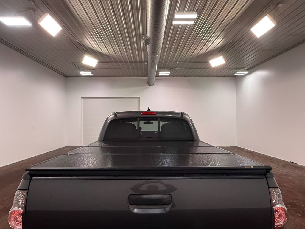 Used 2015 Toyota Tacoma PreRunner w/ TRD Sport Package RWD image 27