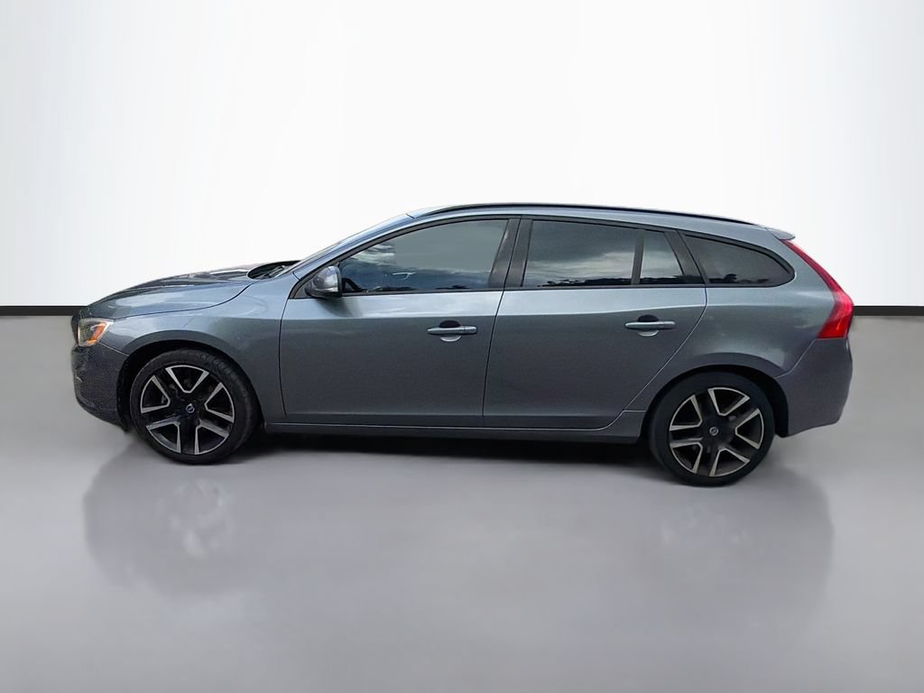 Used 2018 Volvo V60 T5 Dynamic w/ Protection Package FWD image 4