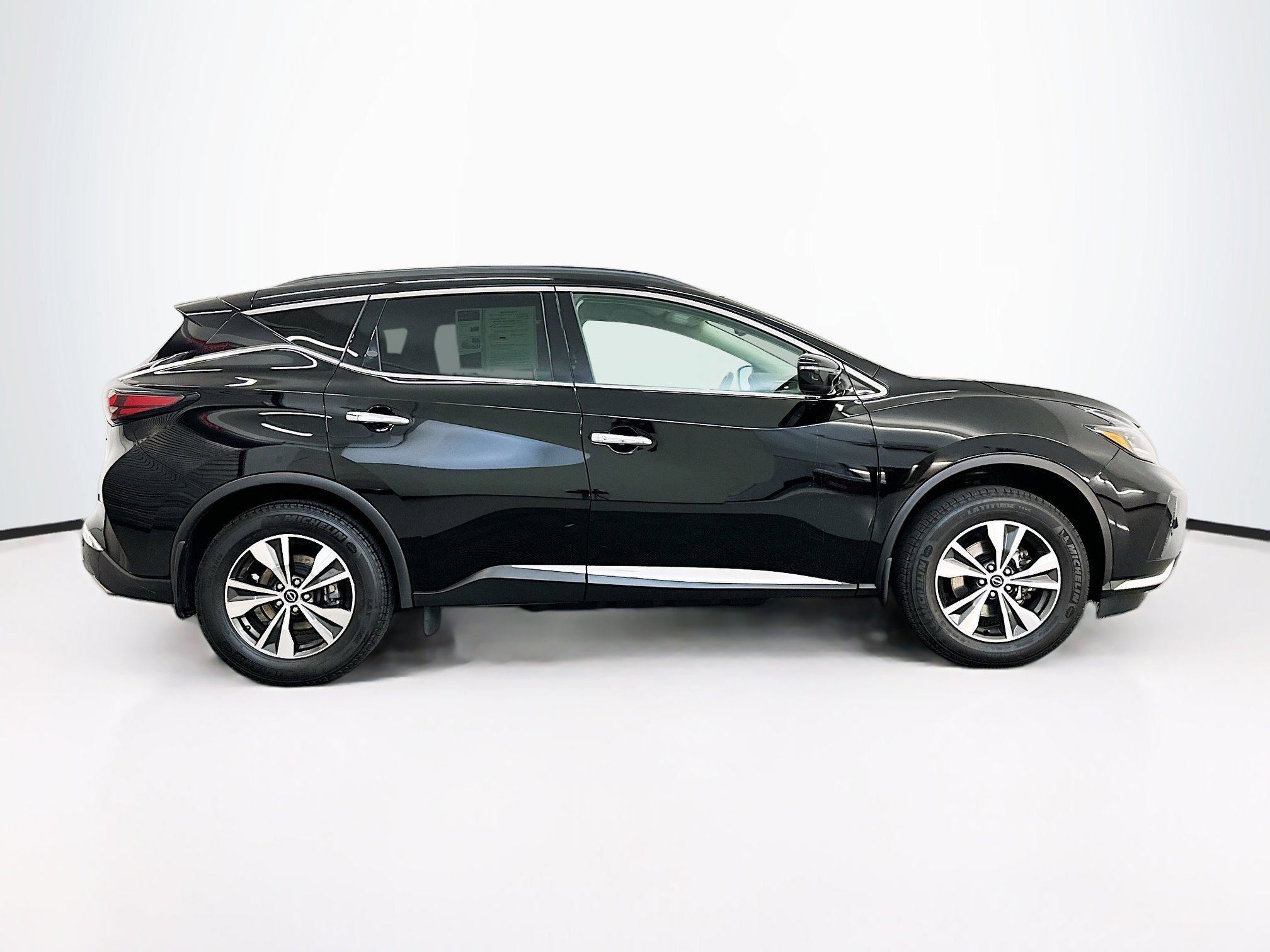 Used 2024 Nissan Murano SV image 10