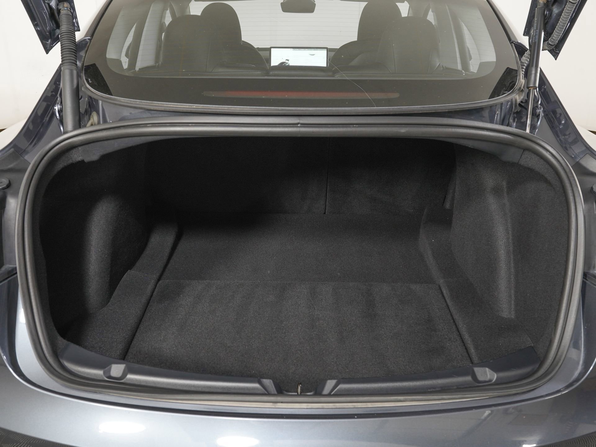 Used 2023 Tesla Model 3 Performance image 11
