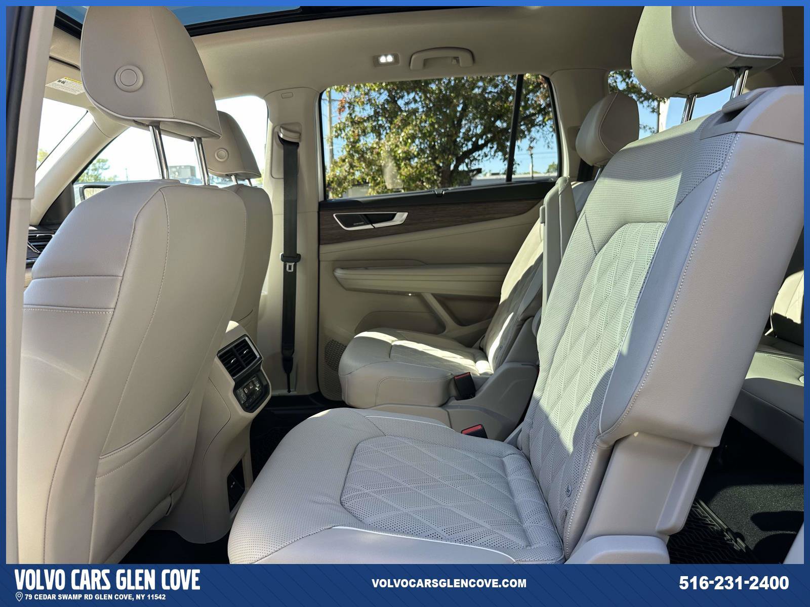 Used 2024 Volkswagen Atlas SEL Premium R-Line AWD/4WD image 19