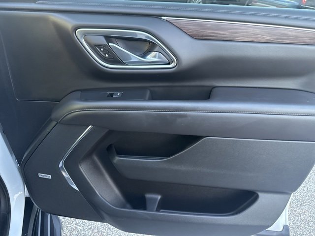 Used 2021 Chevrolet Tahoe LT w/ LT Signature Package image 27