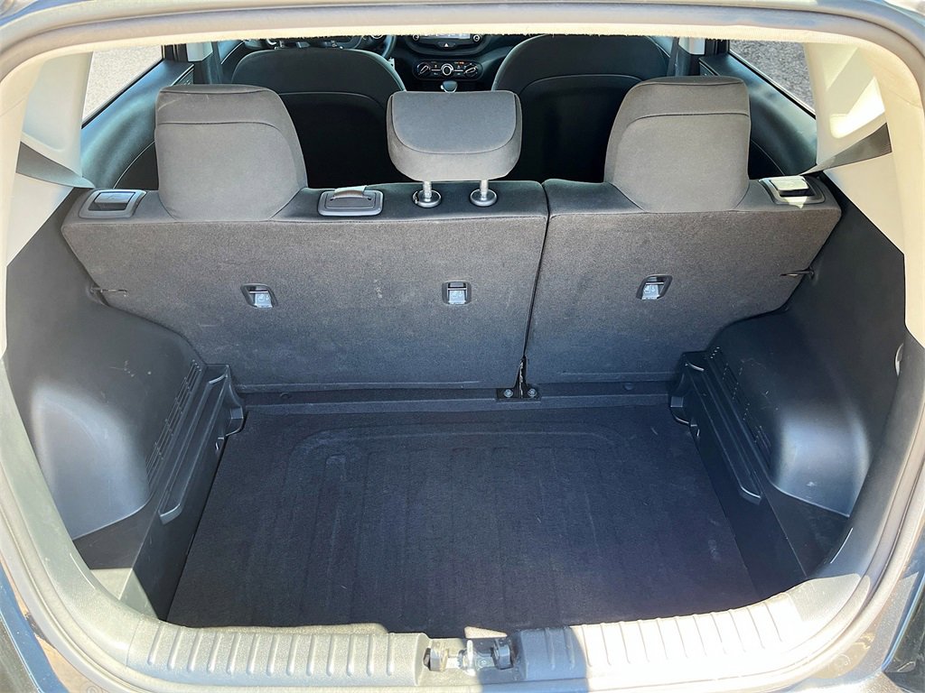 Used 2023 Kia Soul LX w/ LX Technology Package image 23