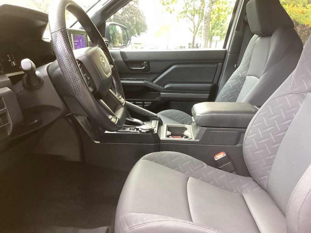 Certified 2024 Toyota Tacoma SR5 image 3