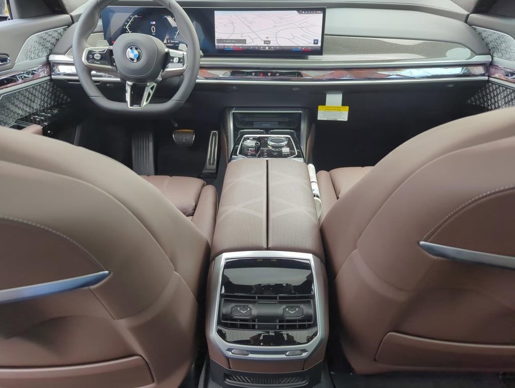 New 2025 BMW 760i xDrive w/ Executive Package image 24