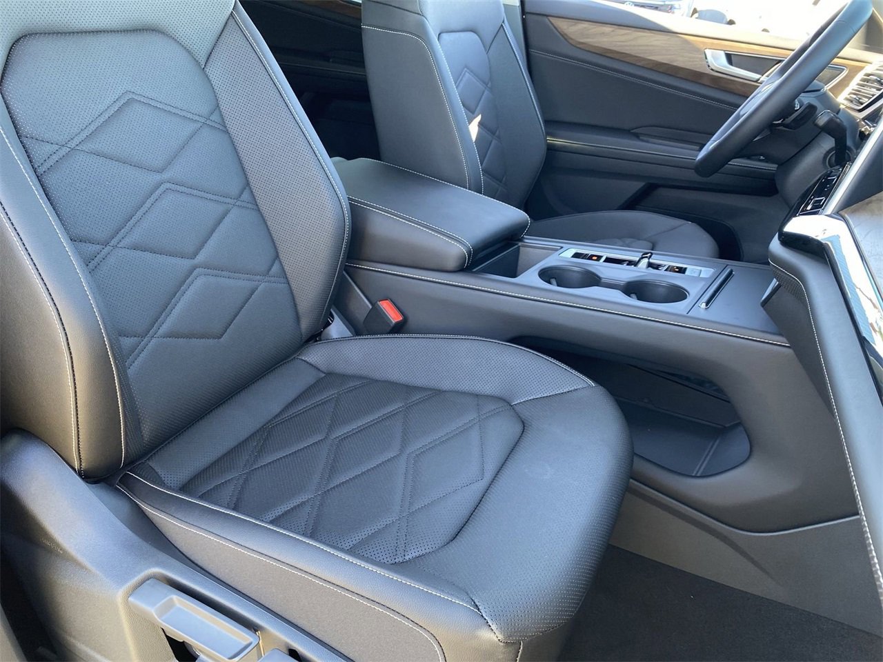 New 2026 Volkswagen Atlas SE image 7