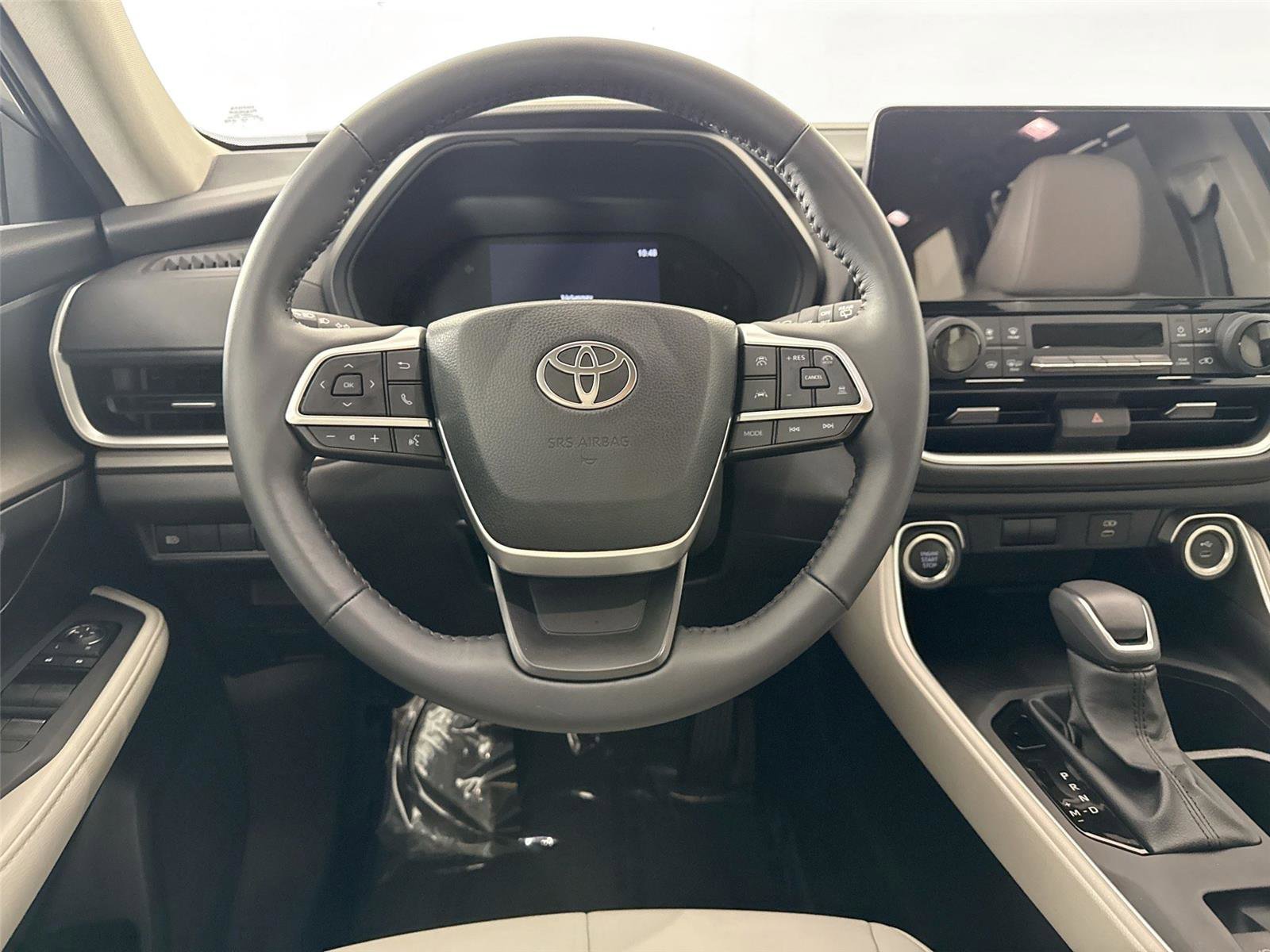 Certified 2026 Toyota Grand Highlander FWD image 30