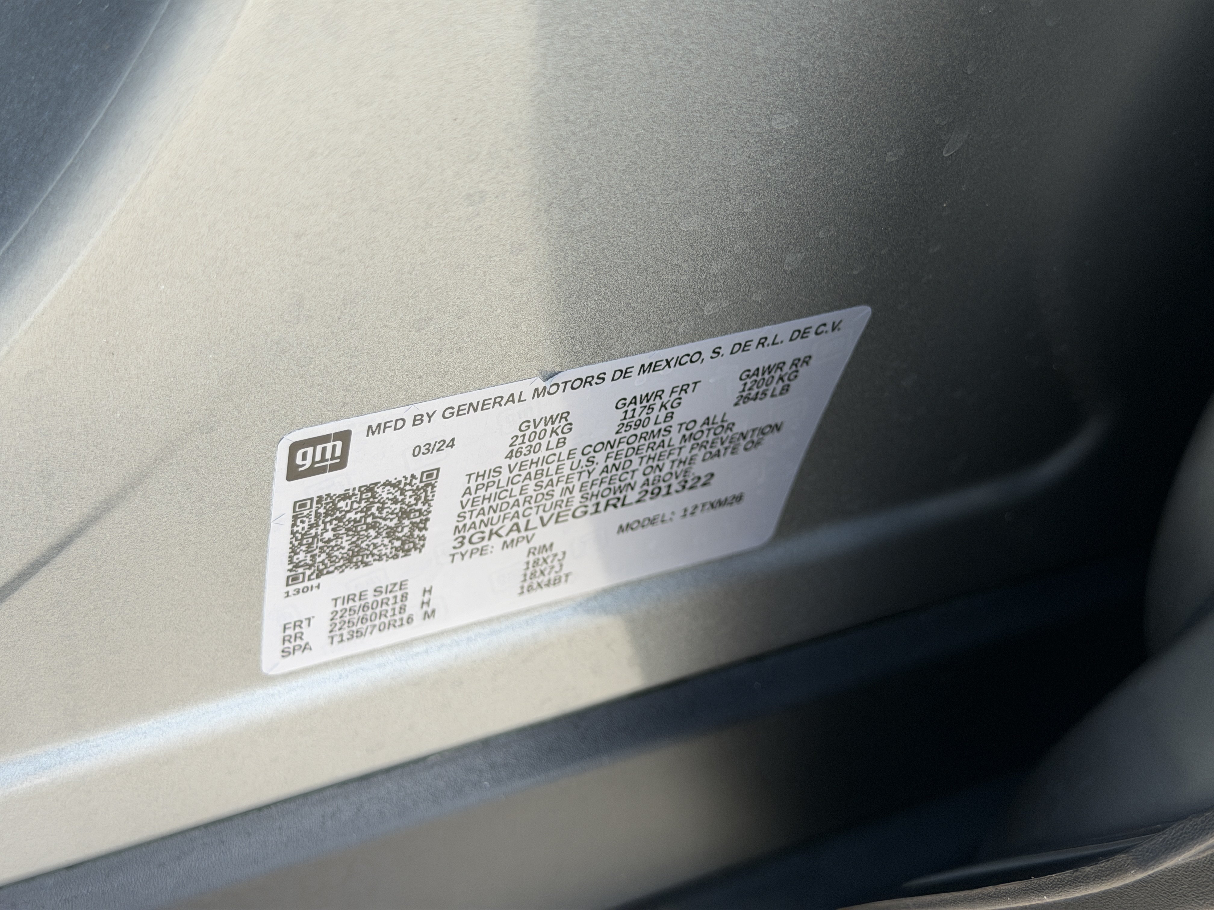 Used 2024 GMC Terrain SLT w/ Tech Package AWD/4WD image 34