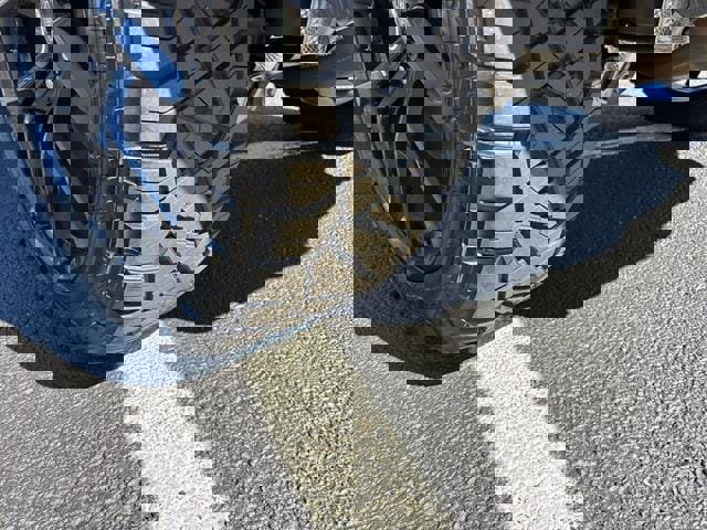 Used 2023 Land Rover Defender 110 X-Dynamic SE image 8