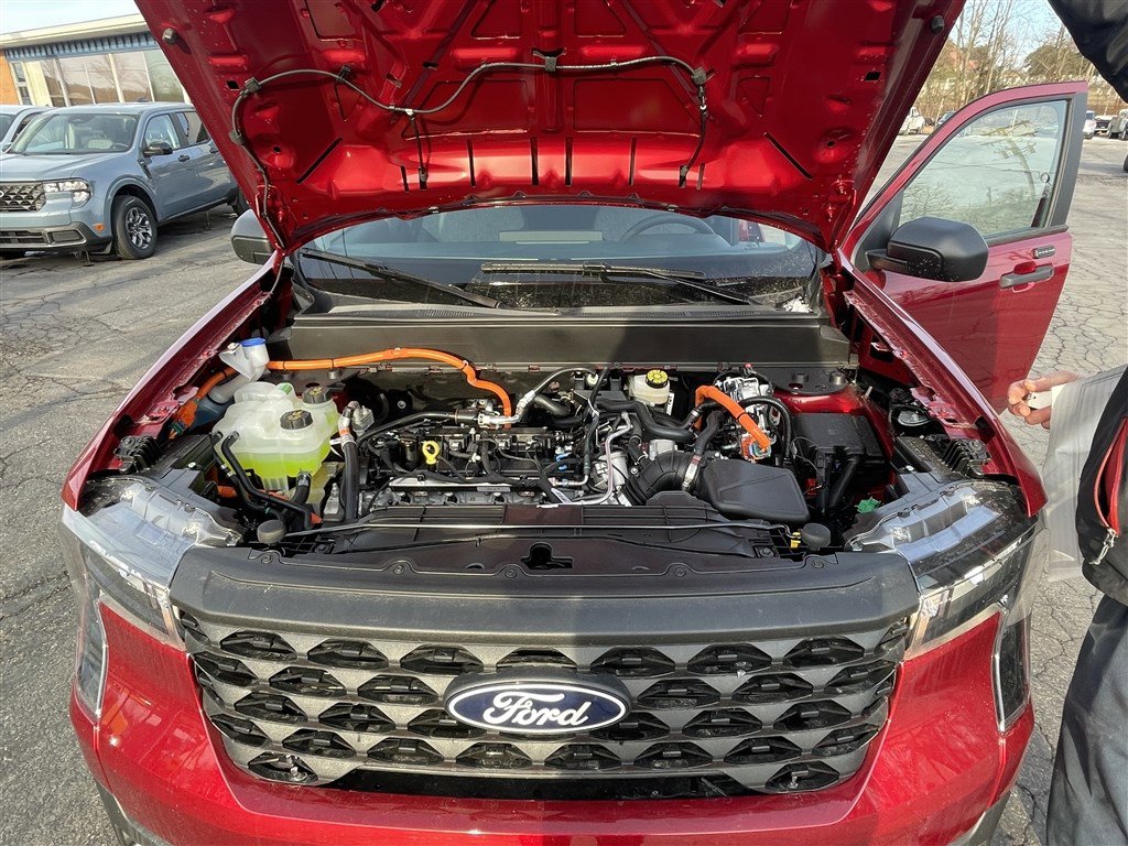 New 2026 Ford Maverick XLT w/ Equipment Group 301A image 12