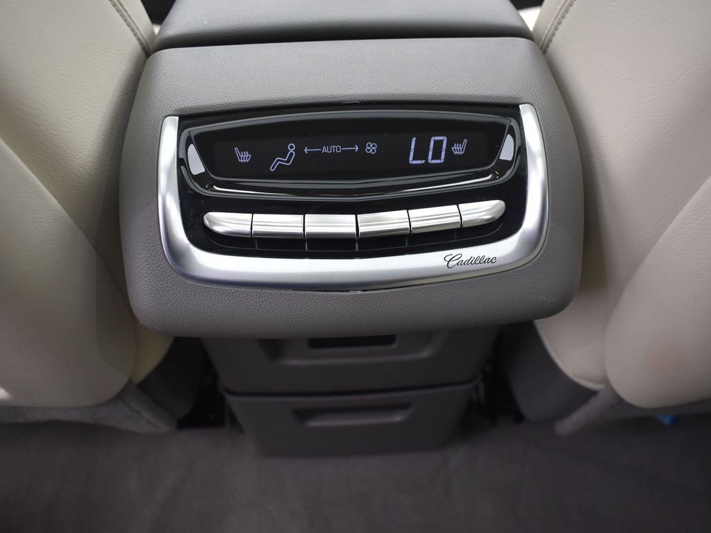 Certified 2023 Cadillac XT6 Premium Luxury w/ LPO, Floor Liner Package image 27