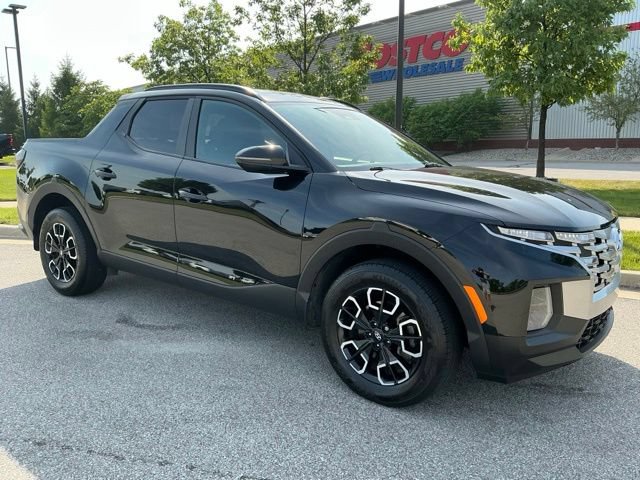 Used 2022 Hyundai Santa Cruz SEL Premium AWD/4WD image 2