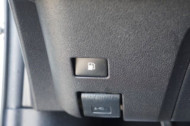 Used 2016 Toyota Prius Two image 19