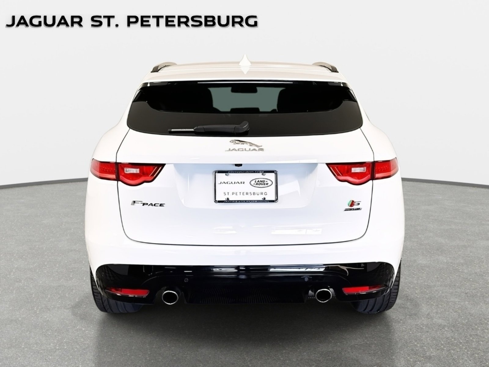 Used 2017 Jaguar F-PACE S image 7