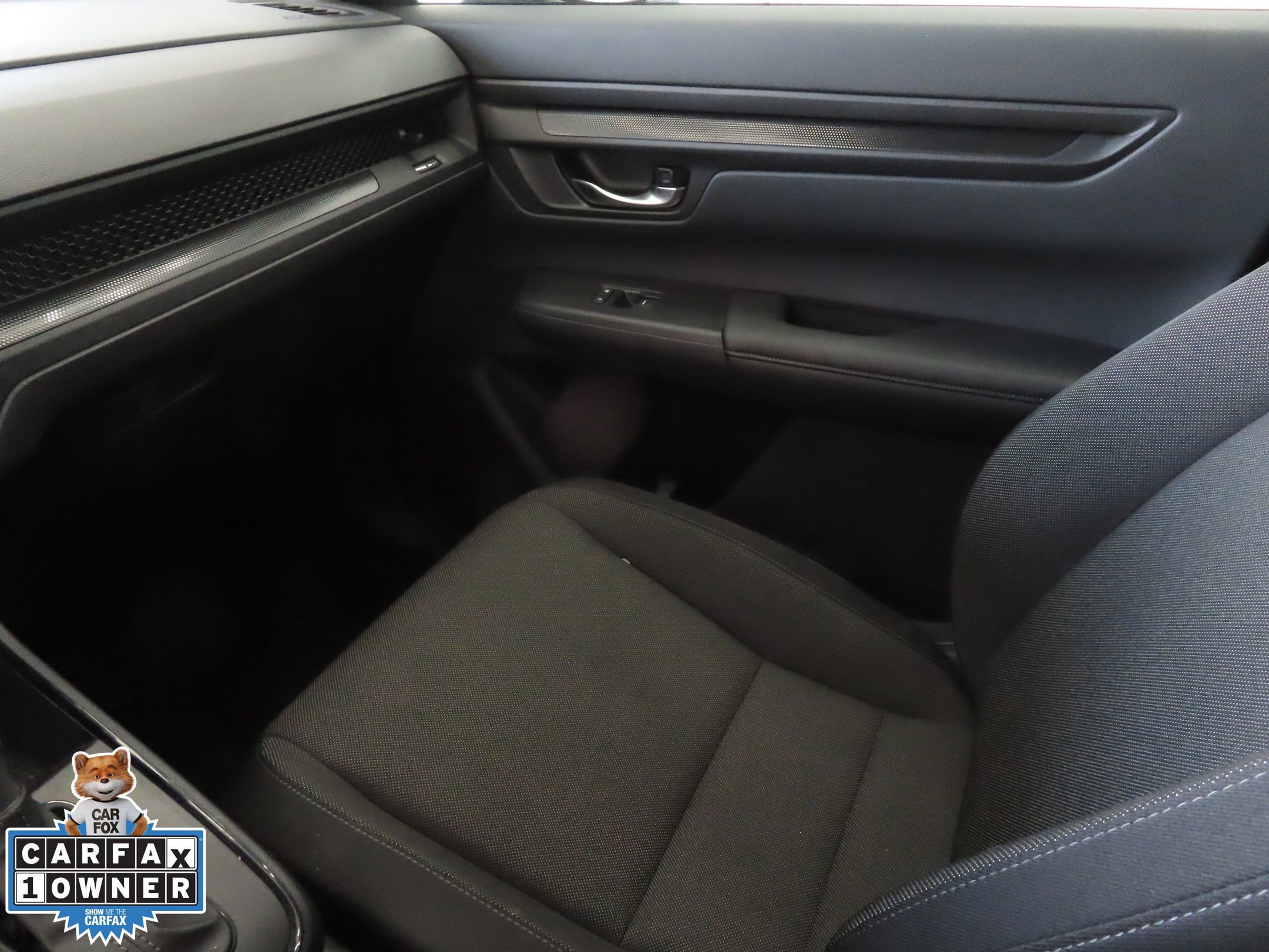 Used 2025 Honda CR-V LX image 21