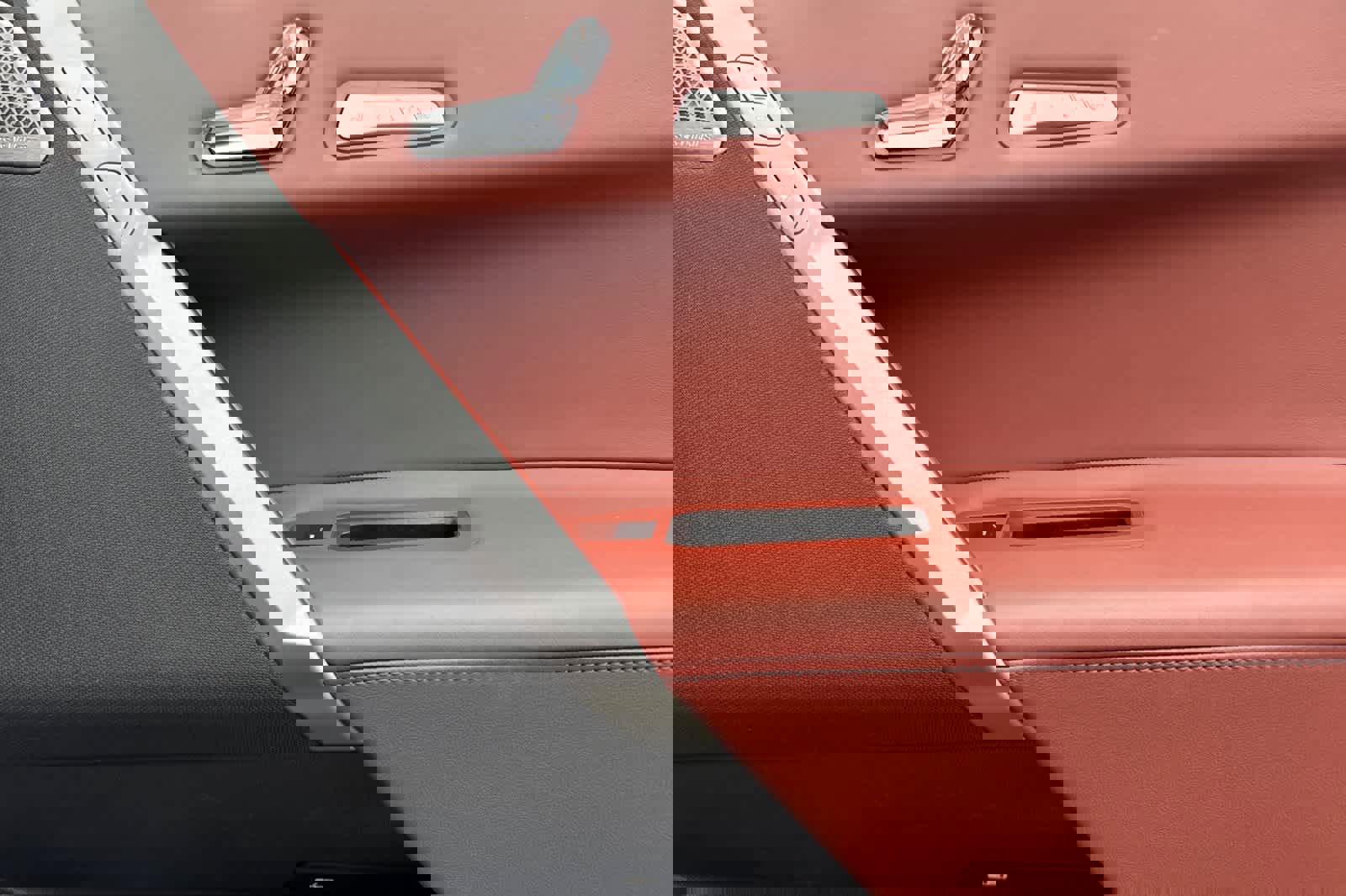 Used 2025 BMW iX M60 image 19