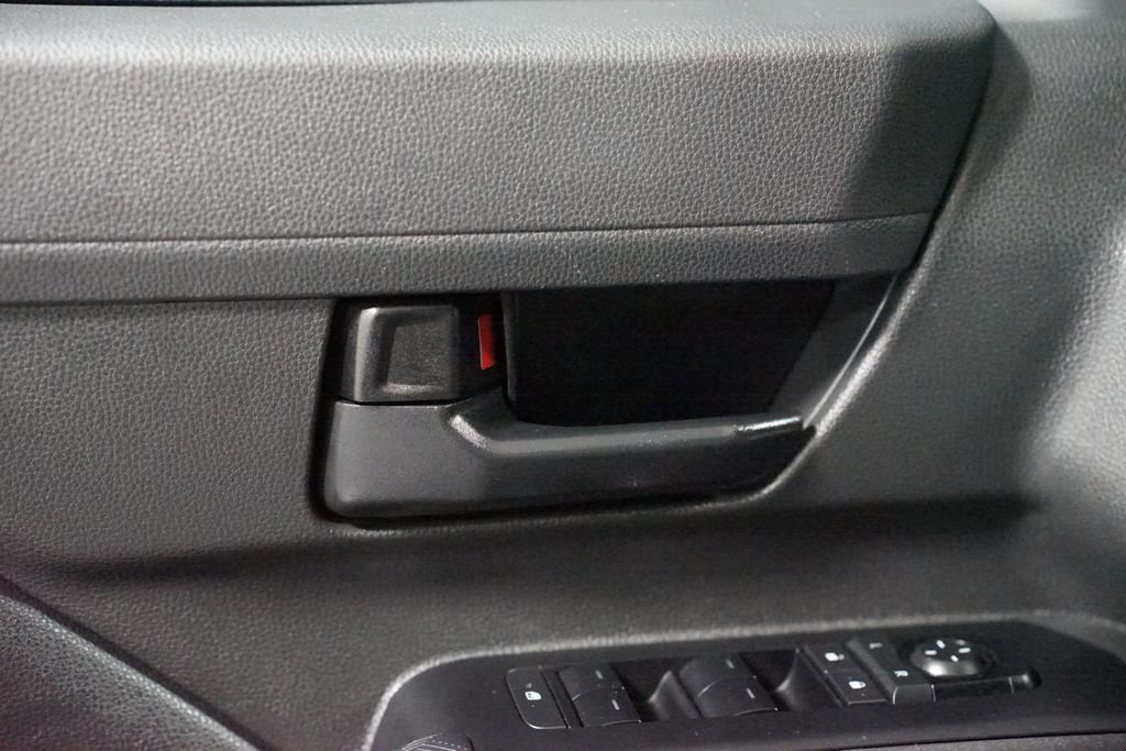 Certified 2024 Toyota Tacoma SR5 image 33