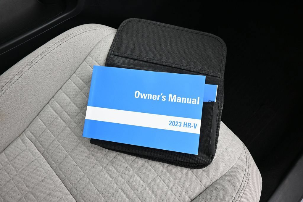 Certified 2023 Honda HR-V LX image 35