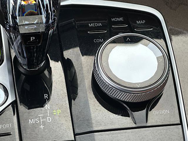 Certified 2023 BMW X5 M50i w/ Executive Package image 30