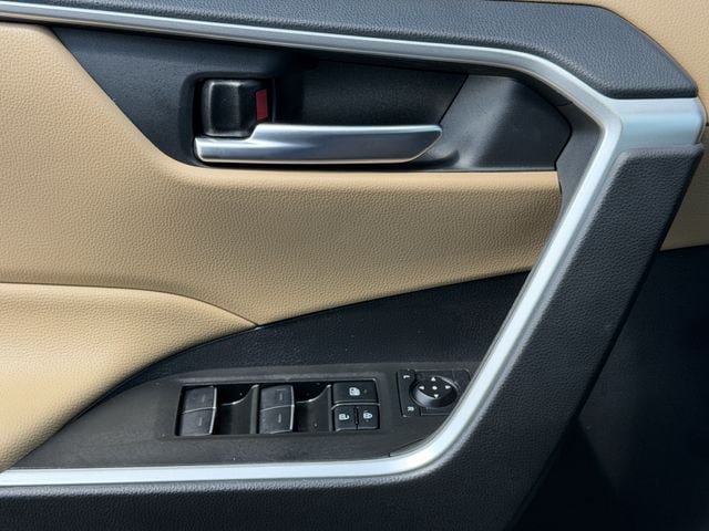 Certified 2025 Toyota RAV4 XLE Premium FWD image 22