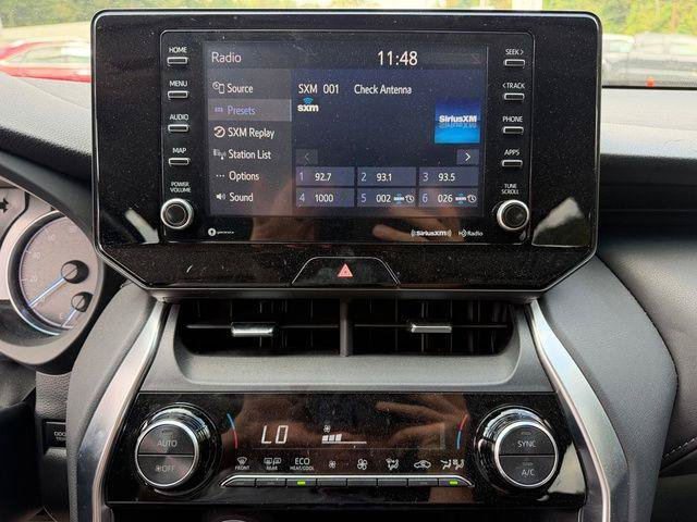 Certified 2022 Toyota Venza LE AWD/4WD image 14