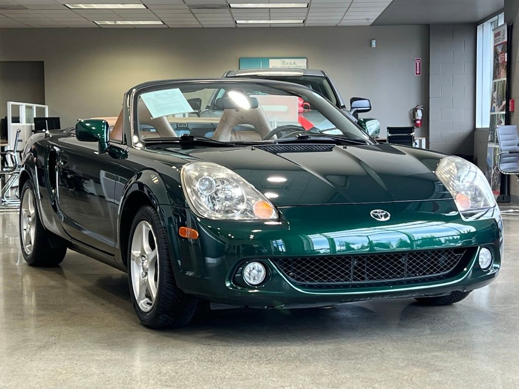 Used 2003 Toyota MR2 RWD image 1