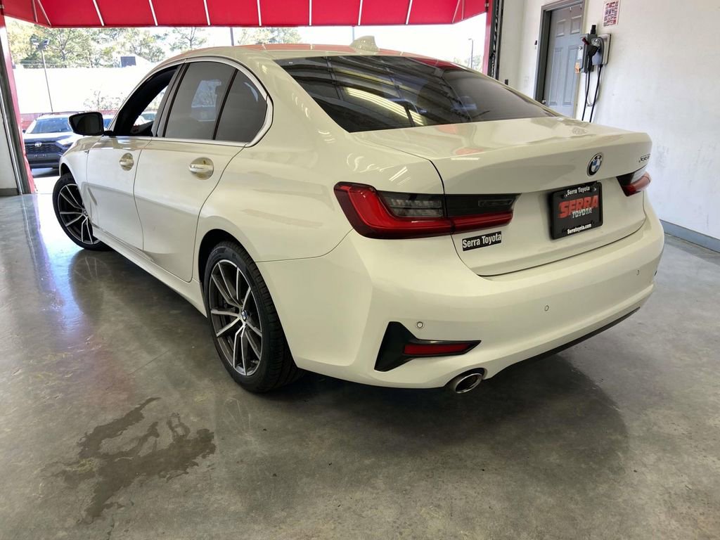 Used 2021 BMW 330i Sedan w/ Convenience Package image 5