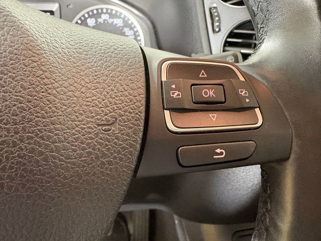 Used 2017 Volkswagen Tiguan Wolfsburg Edition image 24