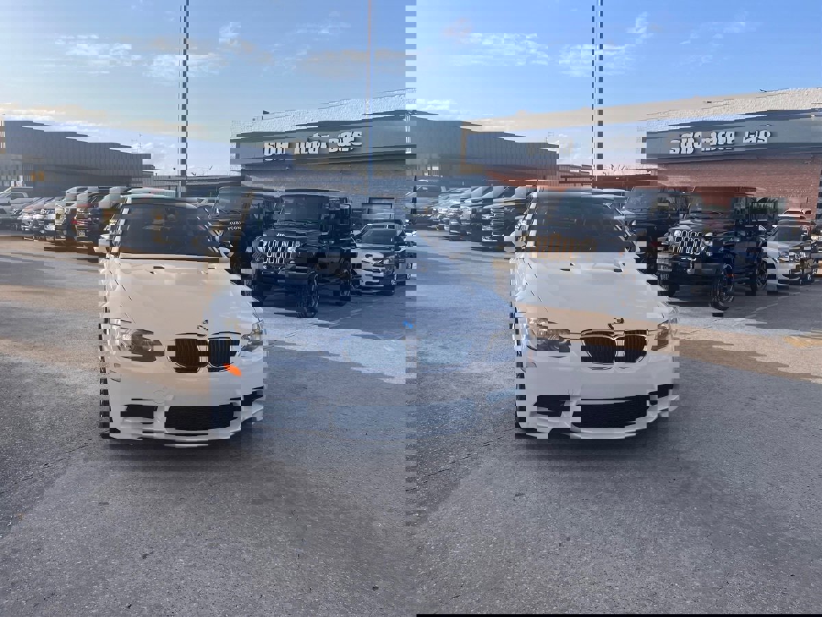 Used 2010 BMW M3 Coupe image 2