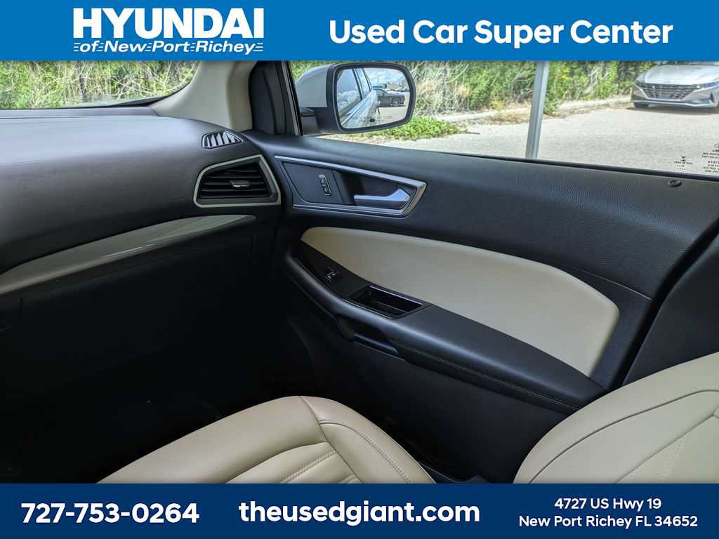 Used 2020 Ford Edge SEL FWD image 19
