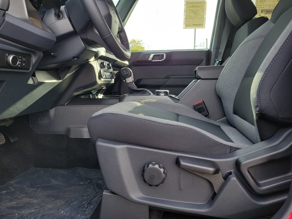 New 2025 Ford Bronco Big Bend image 17