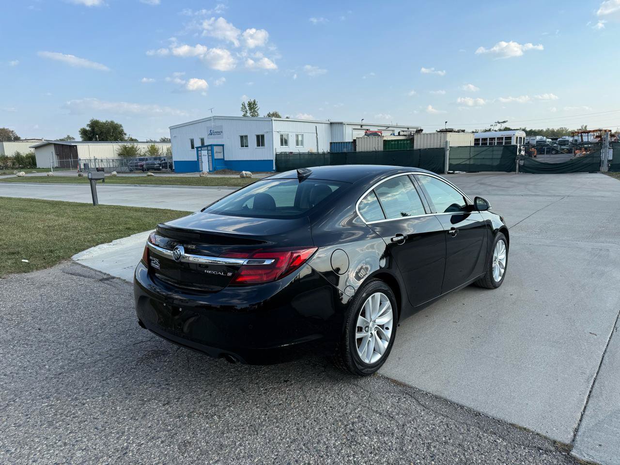 Used 2016 Buick Regal Premium FWD image 5