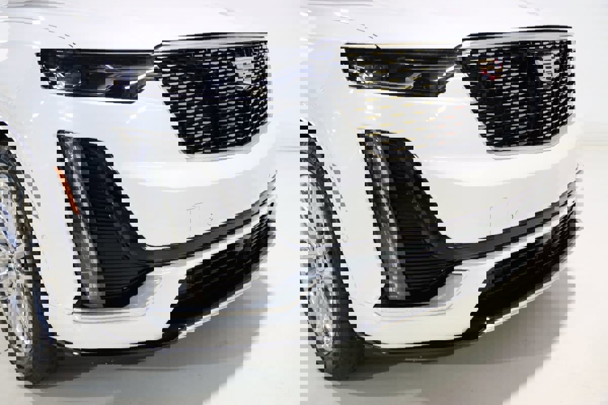 Used 2022 Cadillac XT6 Premium Luxury w/ Technology Package image 22