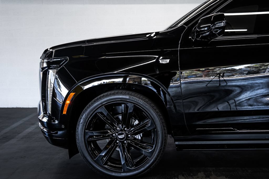 Used 2026 Cadillac Escalade Sport w/ Touring Package AWD/4WD image 12