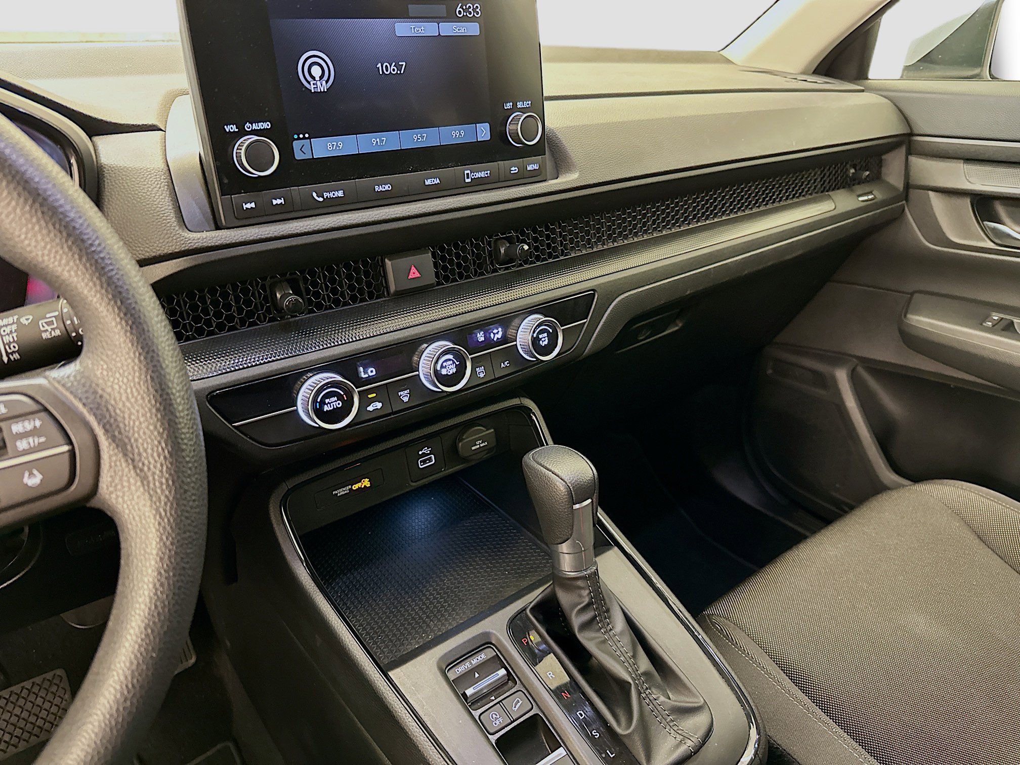 Used 2025 Honda CR-V LX image 25