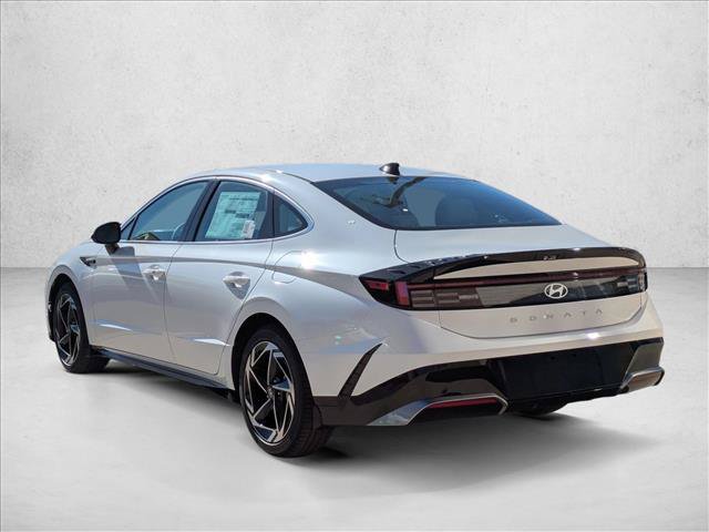 Used 2026 Hyundai Sonata SEL FWD image 9
