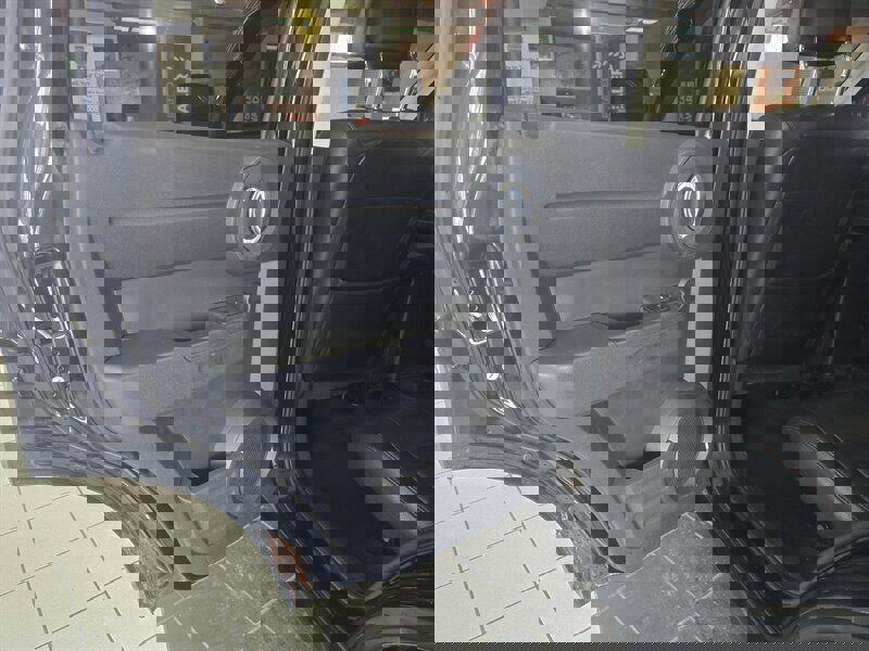 Used 2011 Dodge Nitro Heat image 10