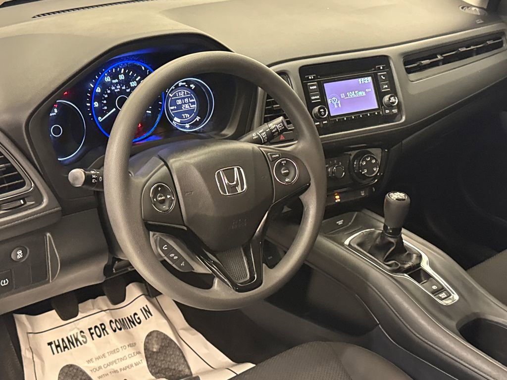 Used 2017 Honda HR-V LX image 19