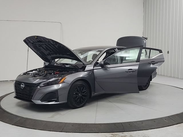 New 2026 Nissan Altima 2.5 SV w/ SV Special Edition Package FWD image 11