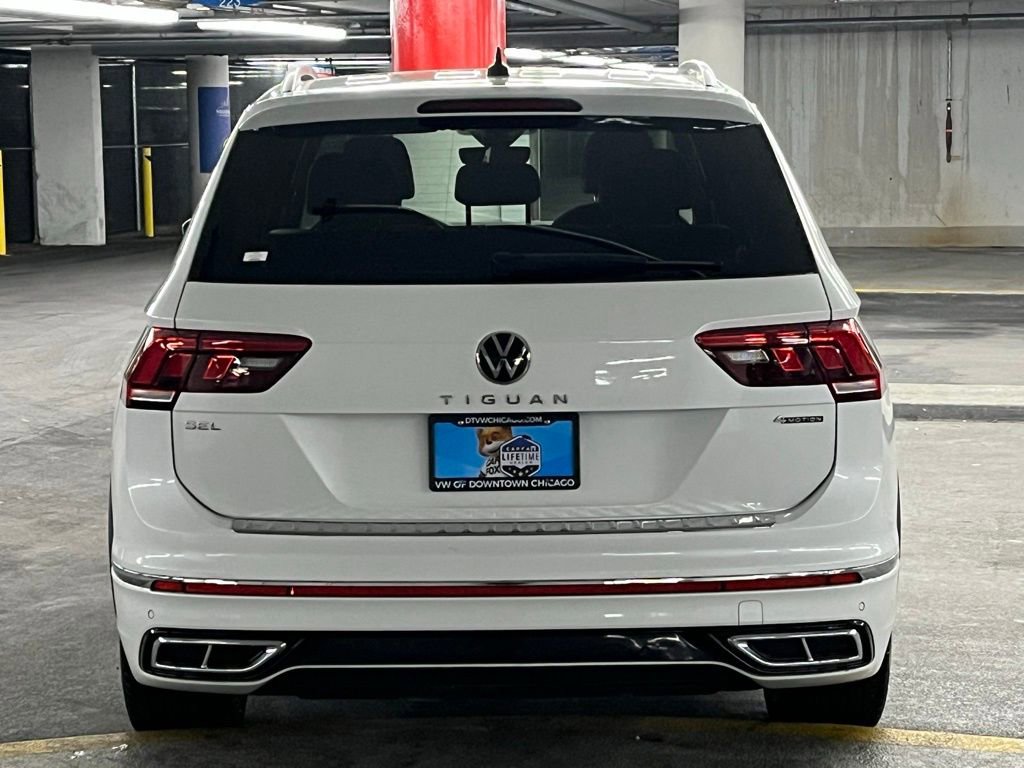 Used 2022 Volkswagen Tiguan SEL R-Line image 32