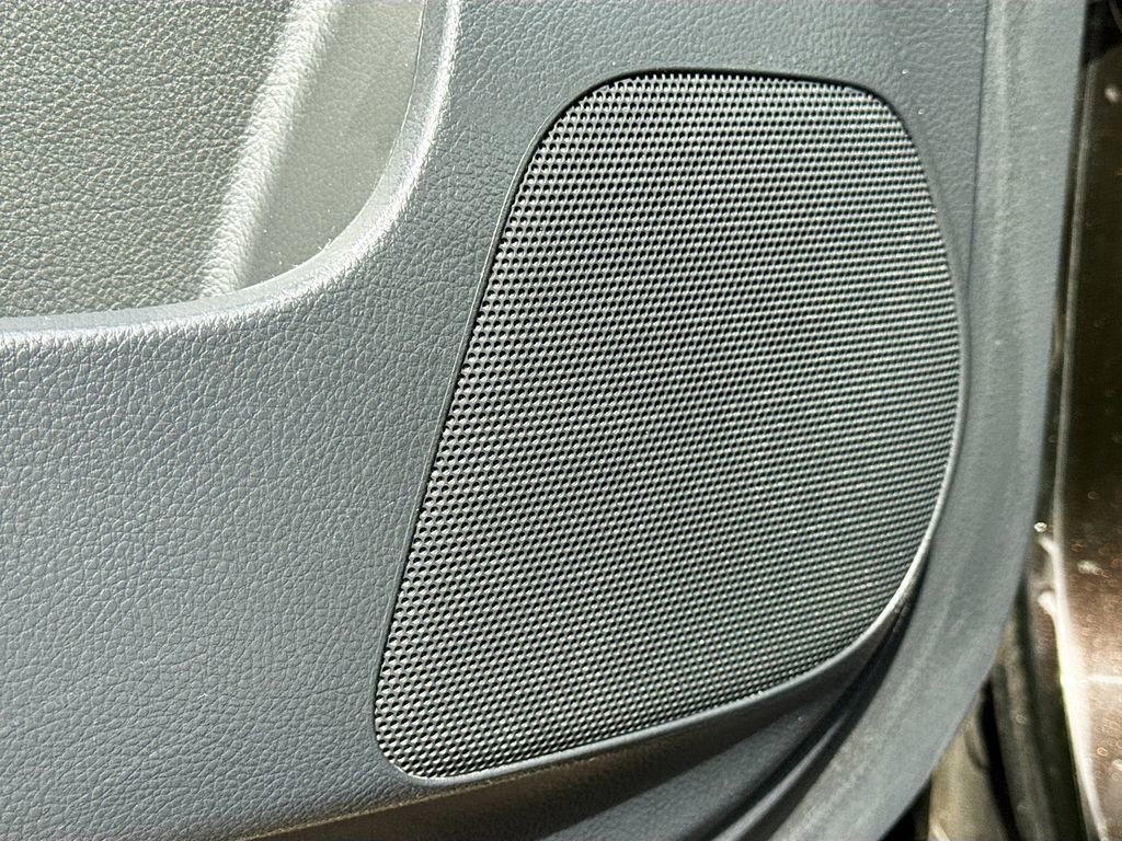 Used 2012 Nissan Versa 1.8 S w/ Plus Pkg image 22