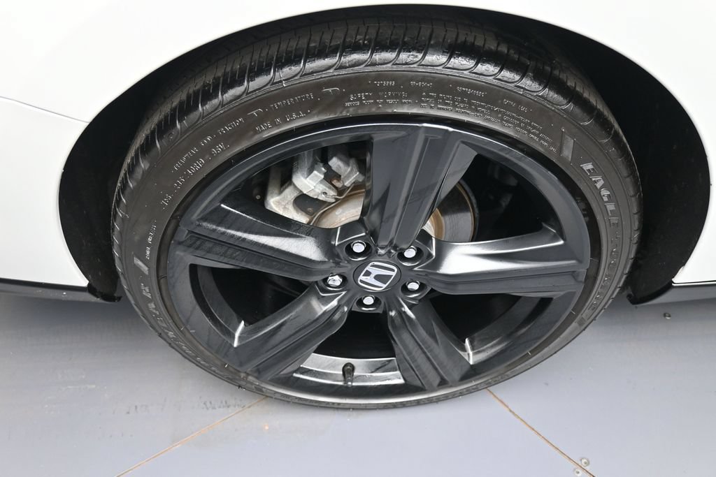 Used 2024 Honda Accord Sport image 12
