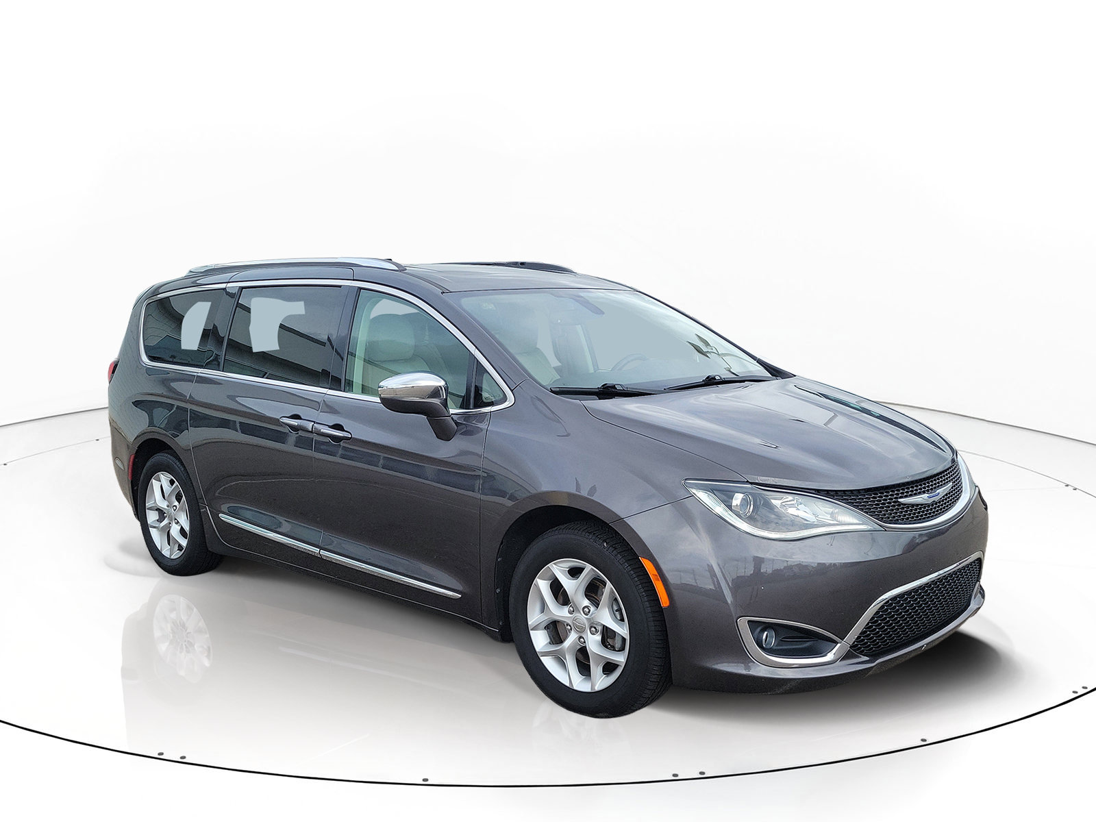 Used 2019 Chrysler Pacifica Limited FWD image 2
