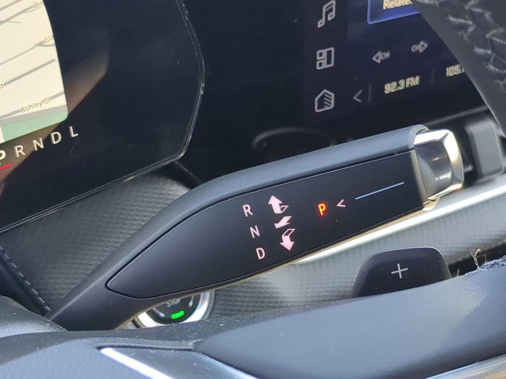 Used 2025 Chevrolet Equinox LT image 19