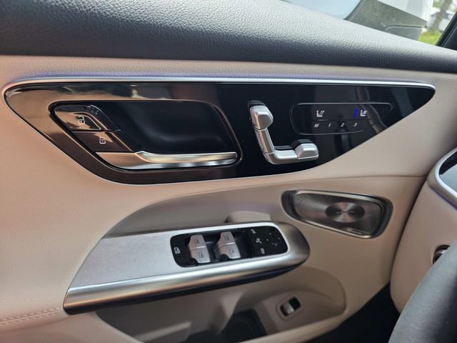 New 2026 Mercedes-Benz GLC 300 image 12